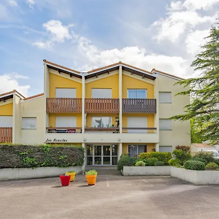 Apartment Pre Catelan-1 By Interhome Saint-Georges-de-Didonne